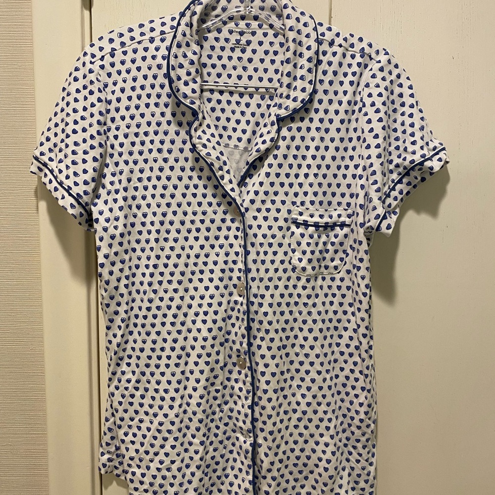 Roberta roller rabbit blue hearts pajama set large top and bottom.